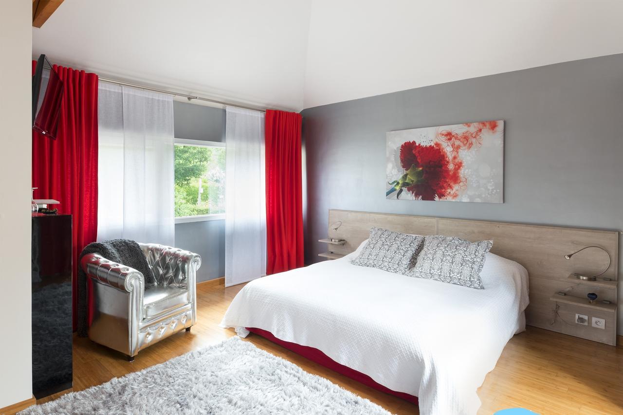 Bed and Breakfast Les Deux Chenes à La Chapelle-Sur-Erdre Extérieur photo