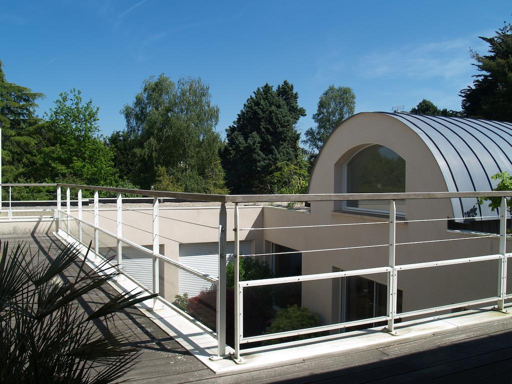 Bed and Breakfast Les Deux Chenes à La Chapelle-Sur-Erdre Extérieur photo